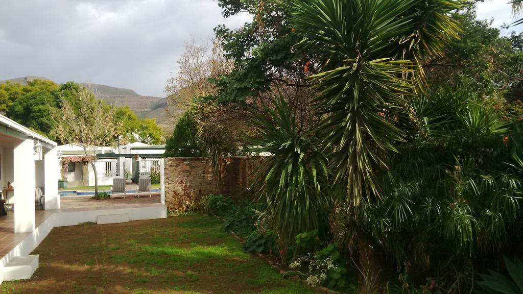 Camdeboo Cottages Port Elizabeth Exterior photo